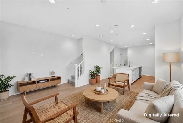 125 Chaparral, Tustin, CA 92780