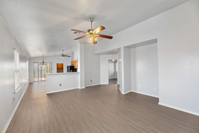 12816 Dwight Eisenhower ST, Manor, TX 78653