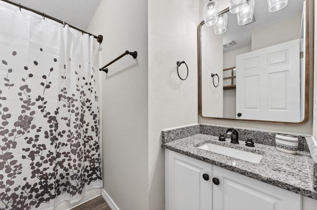 4331 Crosswinds Drive, Milton, FL 32583