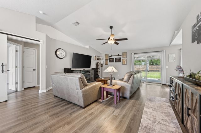 4331 Crosswinds Drive, Milton, FL 32583