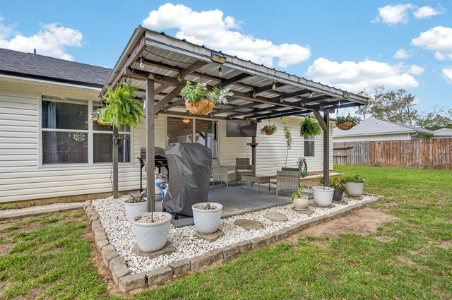 4331 Crosswinds Drive, Milton, FL 32583