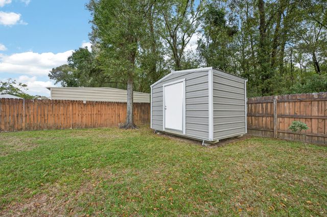 4331 Crosswinds Drive, Milton, FL 32583