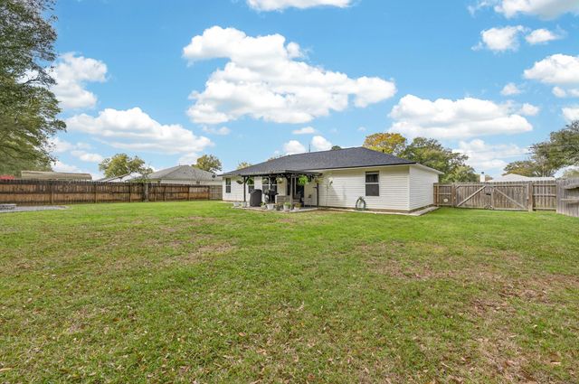 4331 Crosswinds Drive, Milton, FL 32583