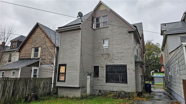 663 Hopkins Street, Buffalo, NY 14220