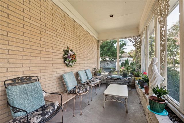 1344 Monroe Avenue, River Forest, IL 60305