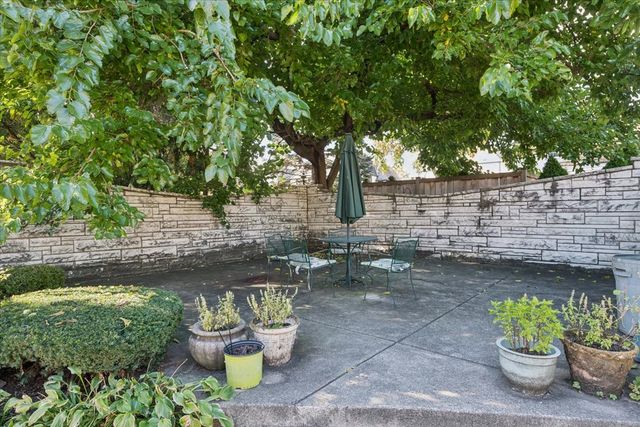 1344 Monroe Avenue, River Forest, IL 60305