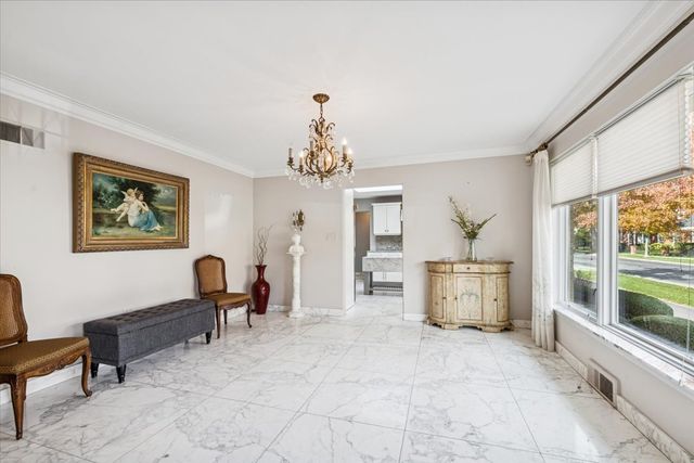 1344 Monroe Avenue, River Forest, IL 60305