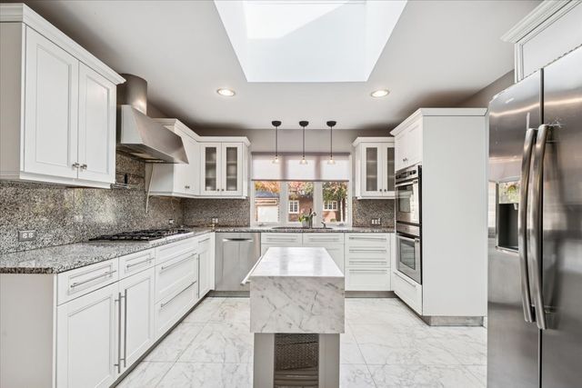 1344 Monroe Avenue, River Forest, IL 60305