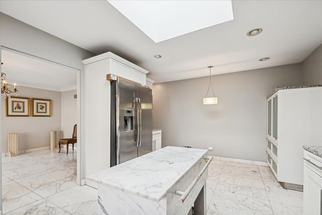 1344 Monroe Avenue, River Forest, IL 60305