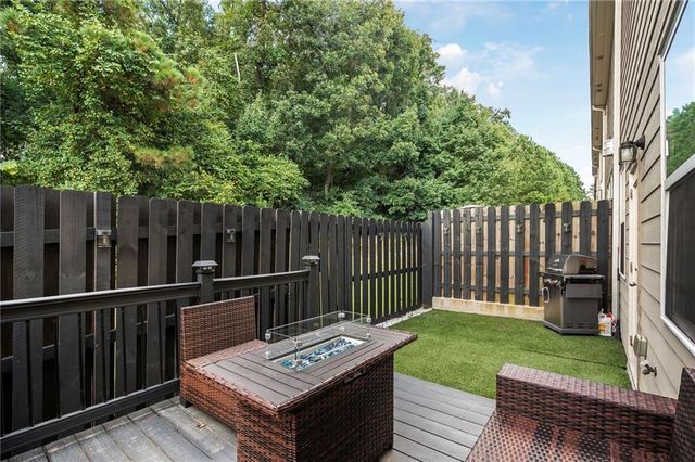 5481 Cascade SW Ridge, Atlanta, GA 30336