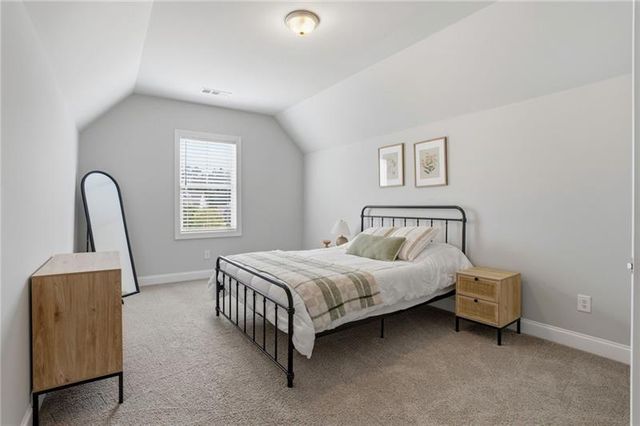 77 Wallace Drive, Winder, GA 30680