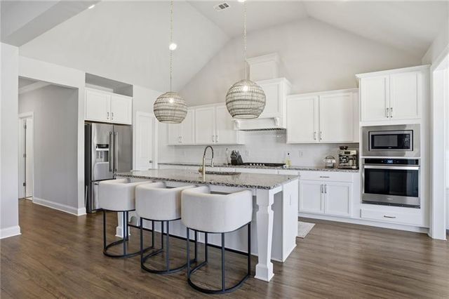 77 Wallace Drive, Winder, GA 30680