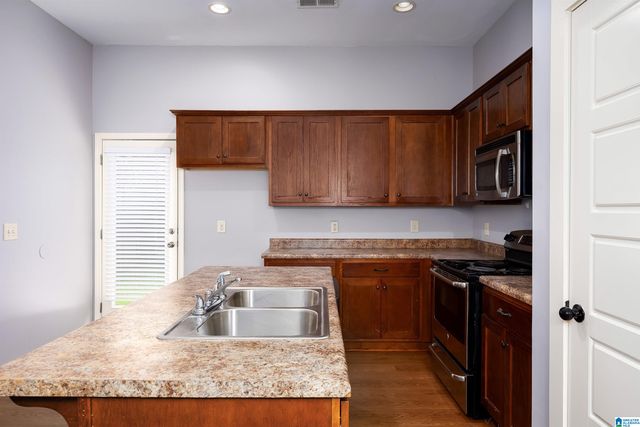 237 THE HEIGHTS DRIVE, Calera, AL 35040