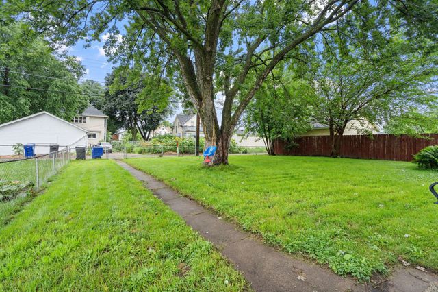 1225 6th Street E, Saint Paul, MN 55106