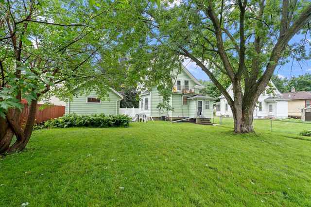 1225 6th Street E, Saint Paul, MN 55106