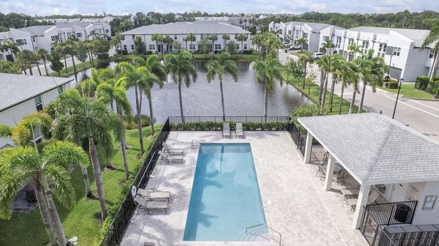 3947 SE Mentmore Lane, Stuart, FL 34997