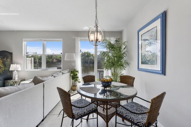 3947 SE Mentmore Lane, Stuart, FL 34997