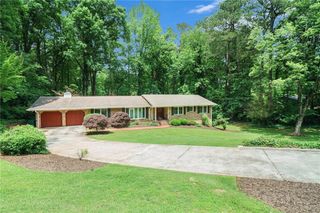 5170 Oxbow Road, Stone Mountain, GA 30087