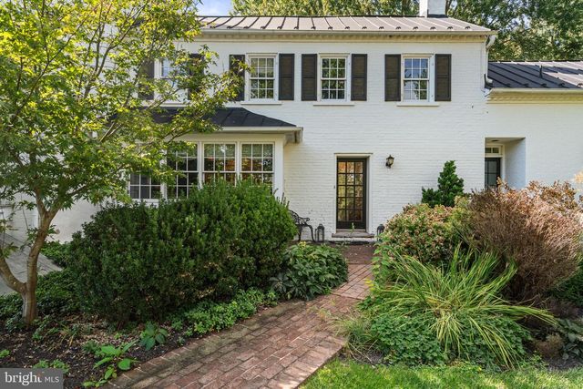 19937 EVERGREEN MILLS RD, Leesburg, VA 20175