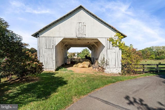 19937 EVERGREEN MILLS RD, Leesburg, VA 20175