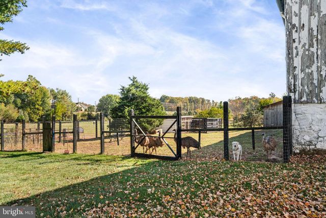 19937 EVERGREEN MILLS RD, Leesburg, VA 20175