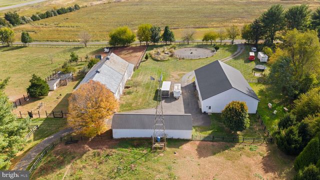 19937 EVERGREEN MILLS RD, Leesburg, VA 20175