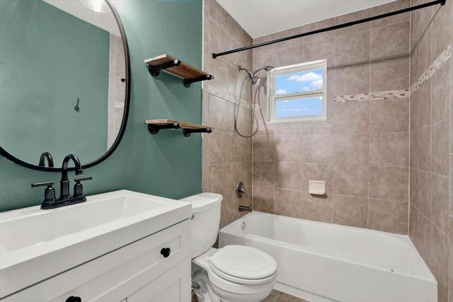 3813 W WISCONSIN AVENUE, Tampa, FL 33616