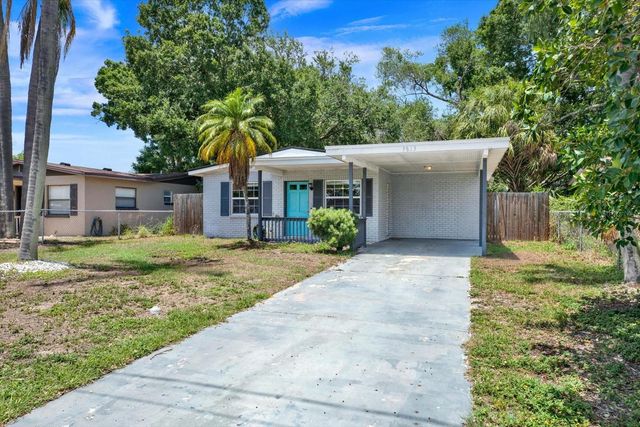 3813 W WISCONSIN AVENUE, Tampa, FL 33616