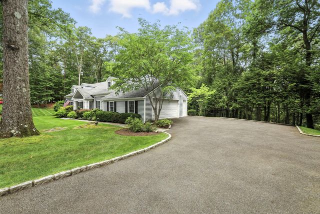 7 Purdy Court, Briarcliff Manor, NY 10510