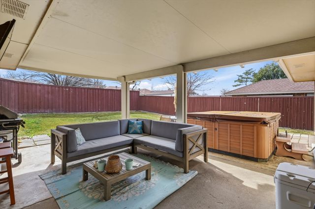 306 Pepperwood Street, Coppell, TX 75019