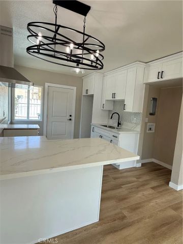 10510 Towne, Los Angeles, CA 90003
