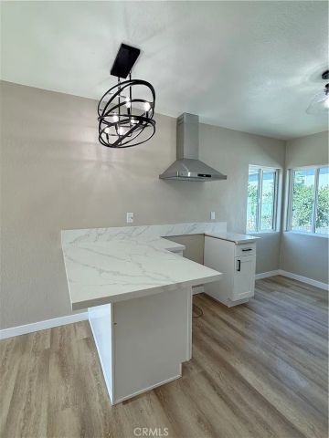 10510 Towne, Los Angeles, CA 90003