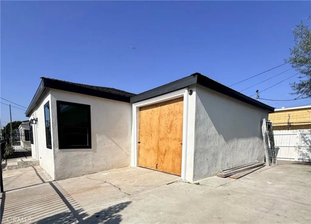 10510 Towne, Los Angeles, CA 90003