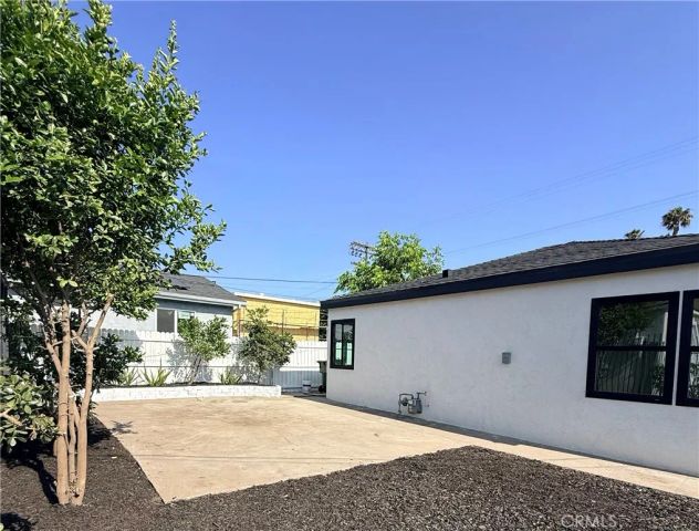 10510 Towne, Los Angeles, CA 90003