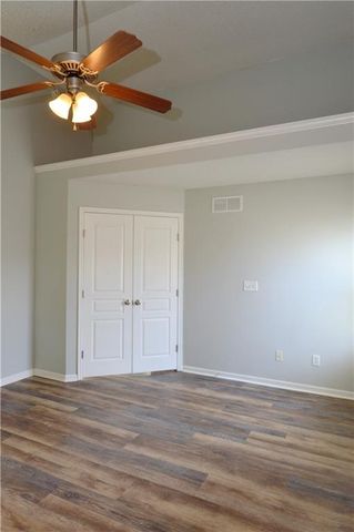 1409 NW NICHOLAS Drive, Grain Valley, MO 64029