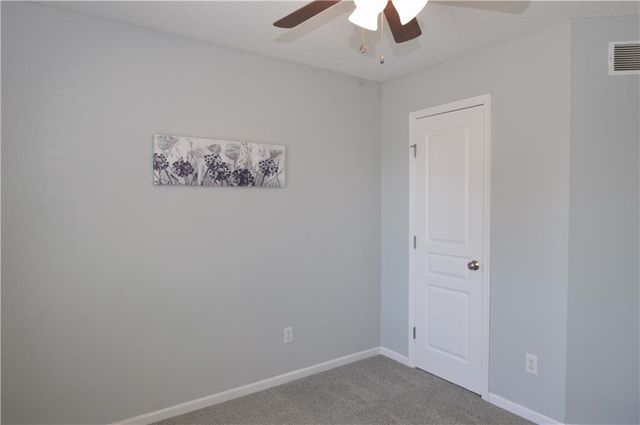 1409 NW NICHOLAS Drive, Grain Valley, MO 64029