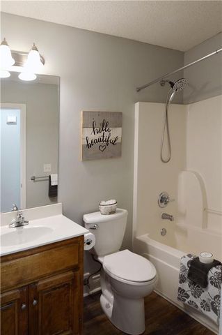 1409 NW NICHOLAS Drive, Grain Valley, MO 64029