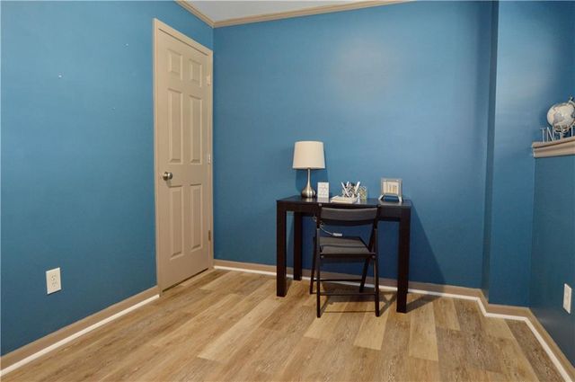 1409 NW NICHOLAS Drive, Grain Valley, MO 64029