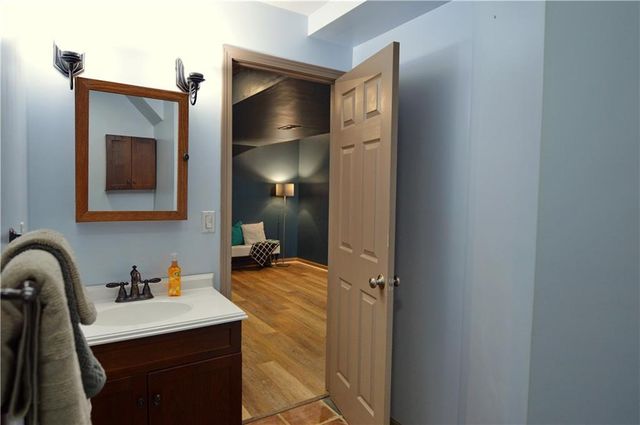 1409 NW NICHOLAS Drive, Grain Valley, MO 64029
