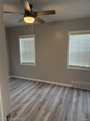 1827 Ford Boulevard, Lincoln Park, MI 48146