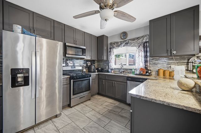 16230 Lowell Avenue, South Holland, IL 60473