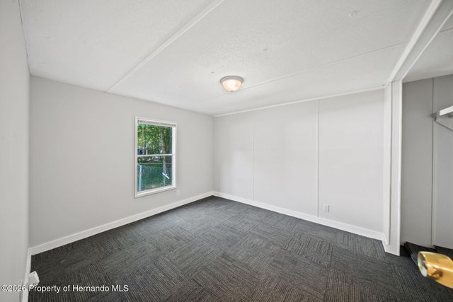 1940 County Road 428, Lake Panasoffkee, FL 33538