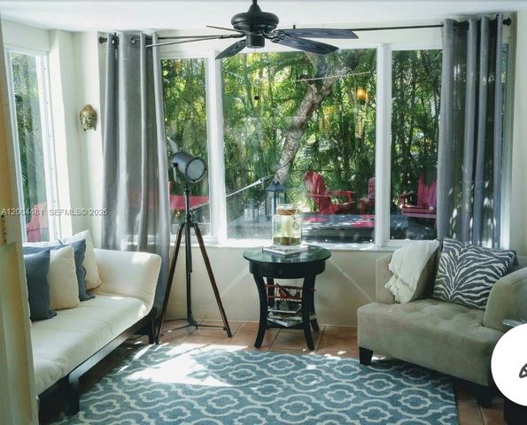 5718 SW 48th St, South Miami, FL 33155