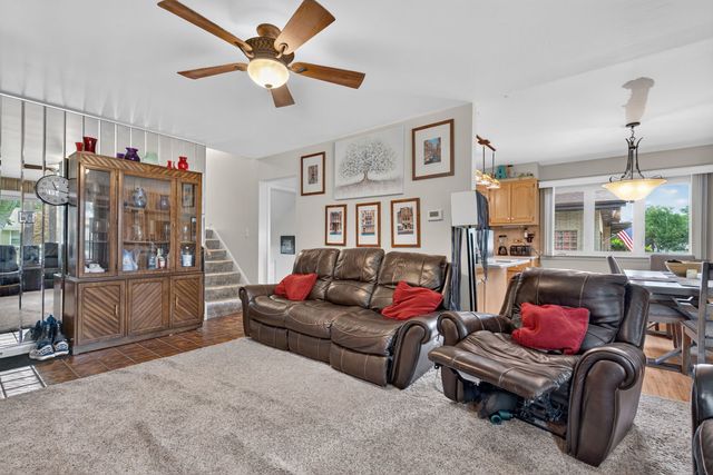 9915 S KENTON Avenue, Oak Lawn, IL 60453