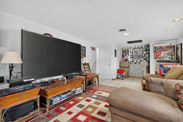 9915 S KENTON Avenue, Oak Lawn, IL 60453
