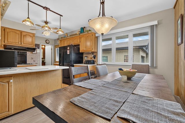 9915 S KENTON Avenue, Oak Lawn, IL 60453