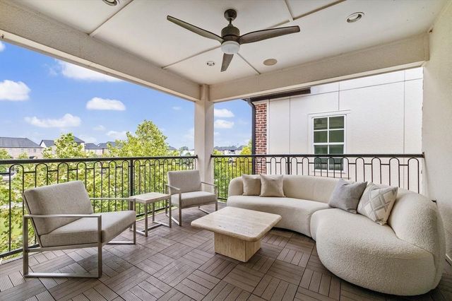 5915 Cottage Grove Lake Drive, Houston, TX 77007