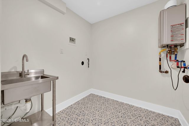 2220 Mahoney Drive, Point Pleasant, NJ 08742