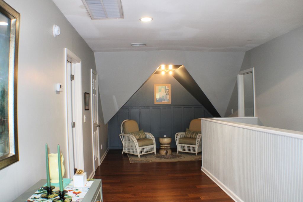 Image 39 of property listing at 408 S Gum Street, Summerville, SC 29483
