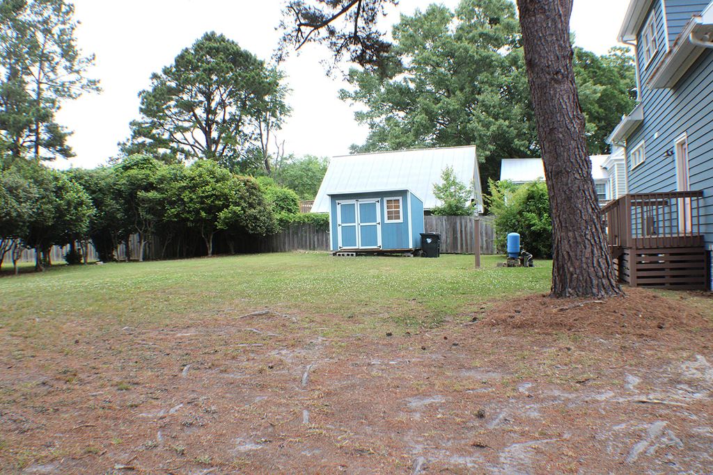 Image 48 of property listing at 408 S Gum Street, Summerville, SC 29483